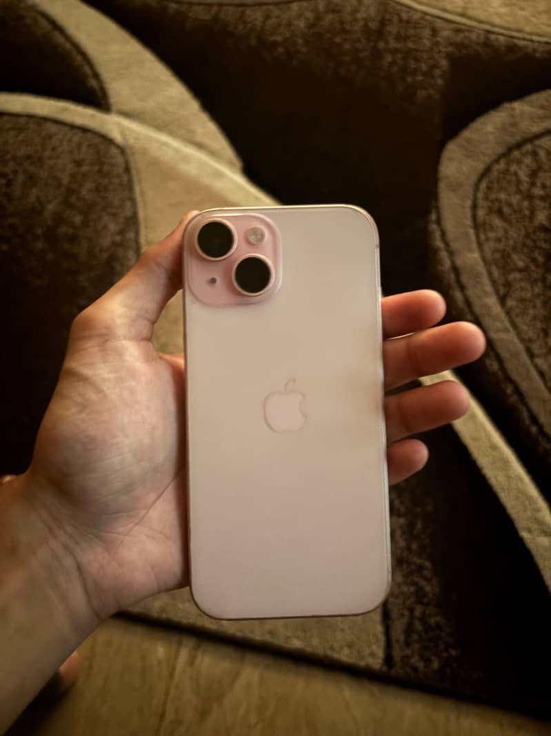 Apple iPhone 15 3