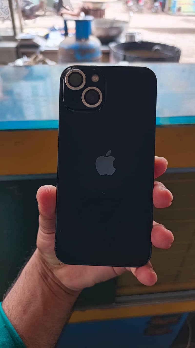 Apple iPhone 13 3
