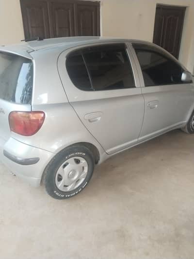 Toyota Vitz 2003