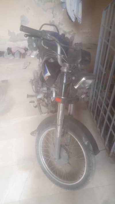 honda 70 good condition munasib rate dedo ga