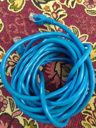 This Ethernet cable is just few days used