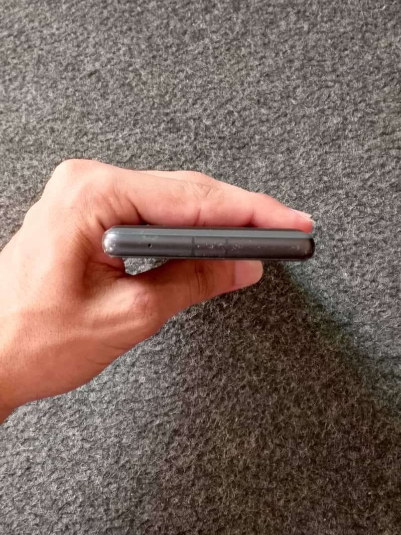 Google Pixel 7a 2