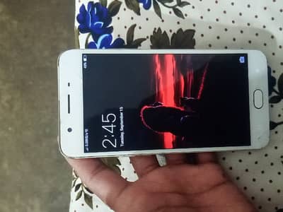 OPPO F1s