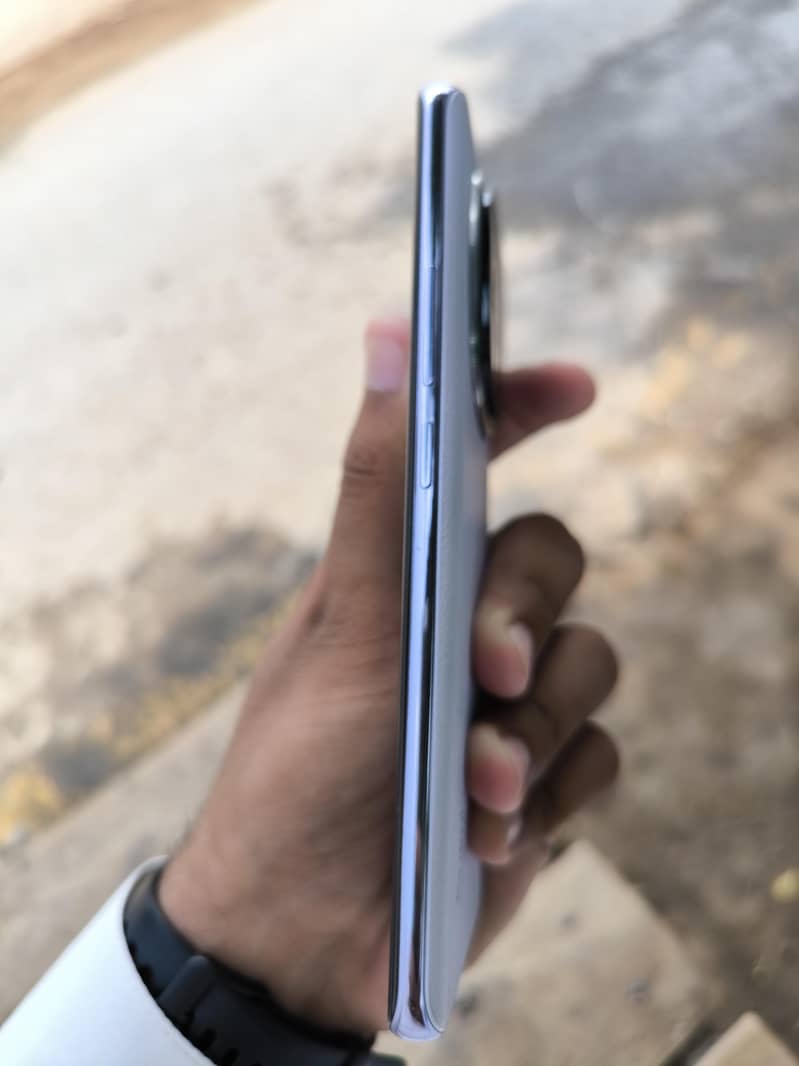 Xiaomi note 14 pro plus 2