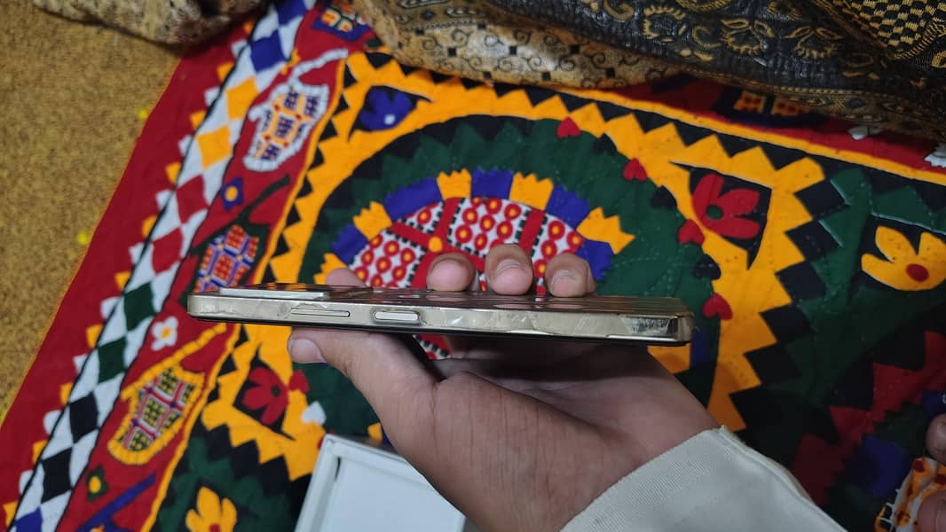 Infinix Note 30 Pro 3