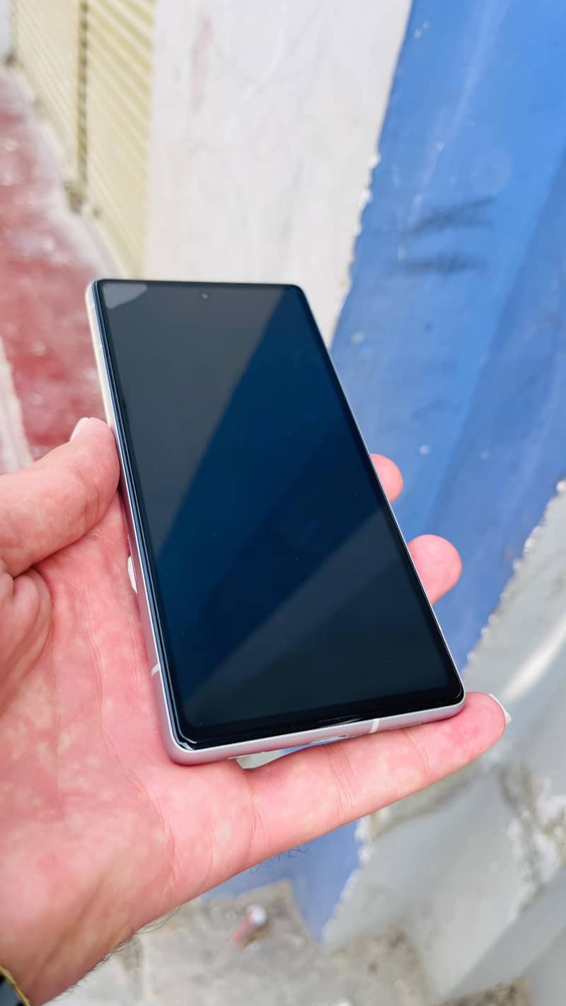 Google Pixel 7a 6
