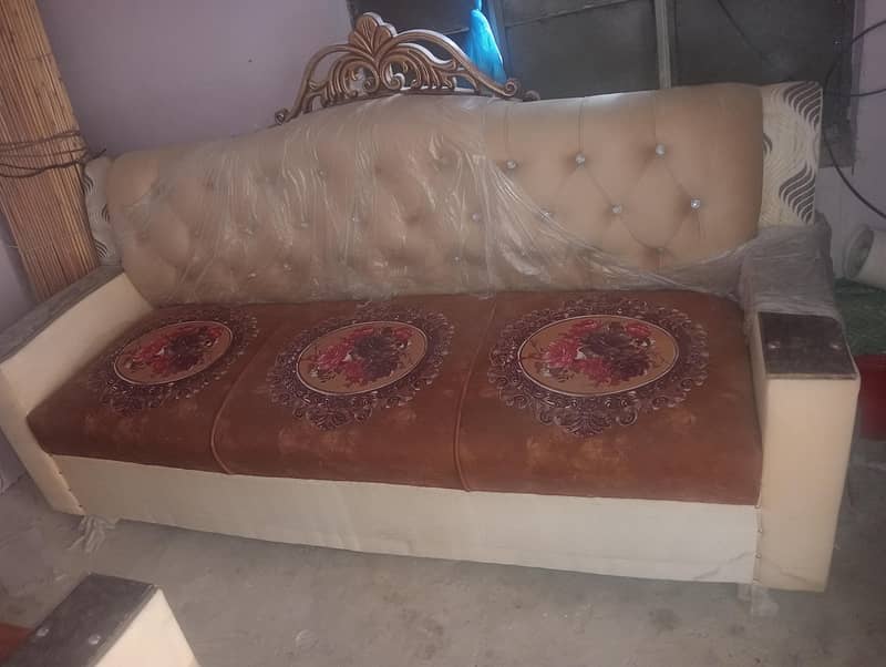 5 sitter sofa 0