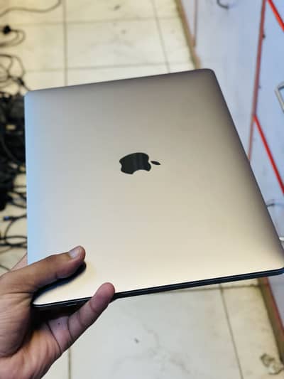 Macbook M1 Pro 13 inch 16/500