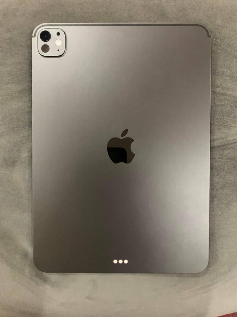 Apple ipad pro M5 1