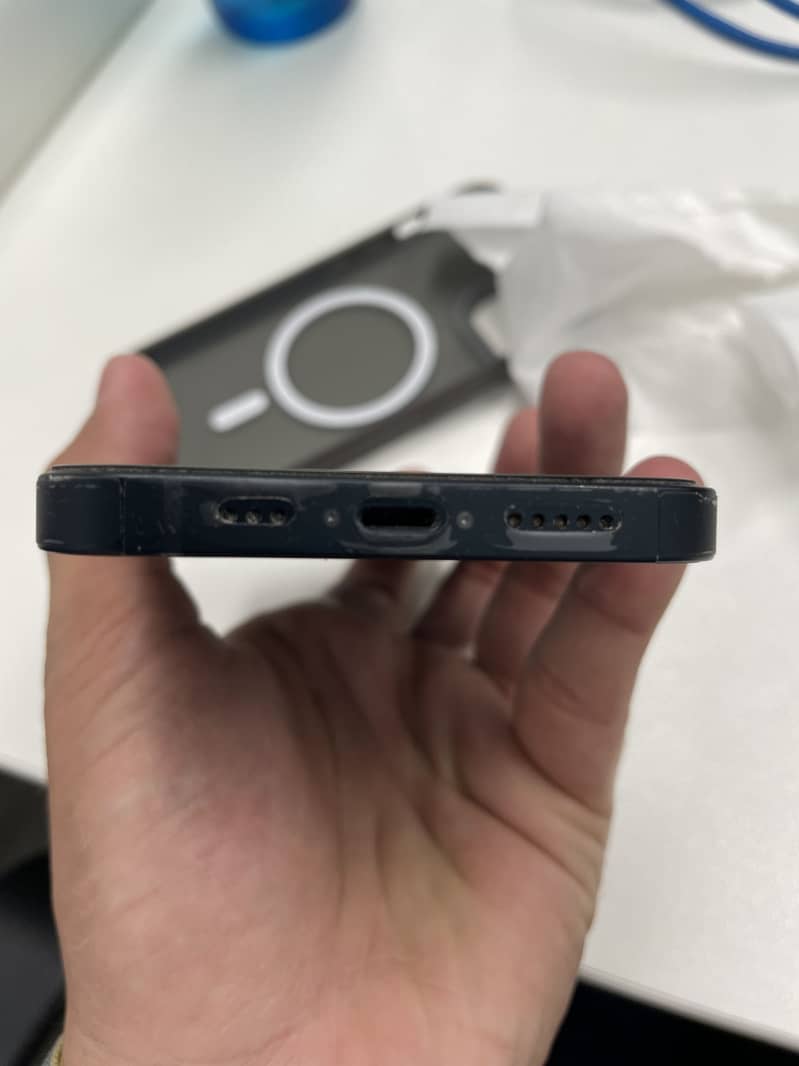 Apple iPhone 14 0