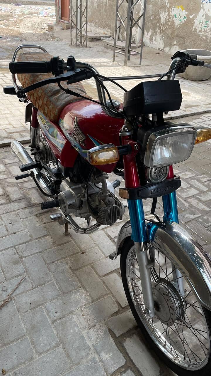 Hounda Cd70 2024 model 0