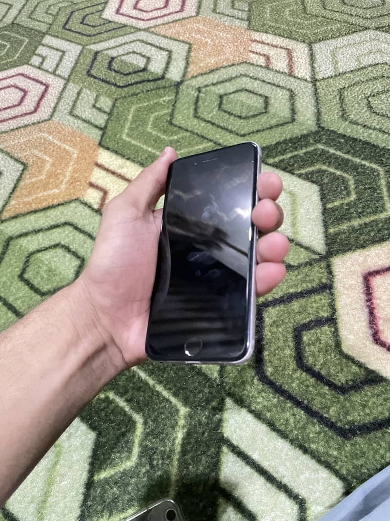 Apple iPhone 6 1