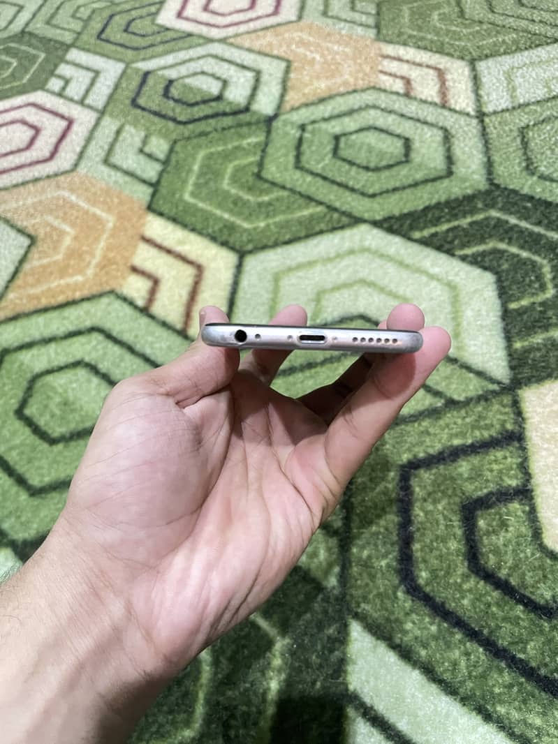 Apple iPhone 6 3