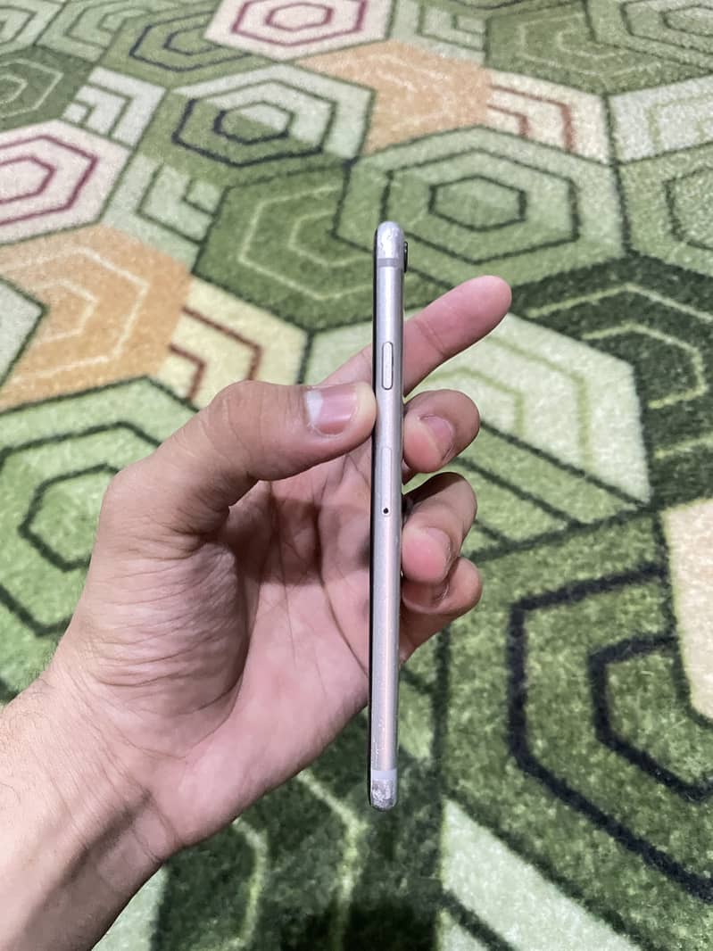 Apple iPhone 6 5