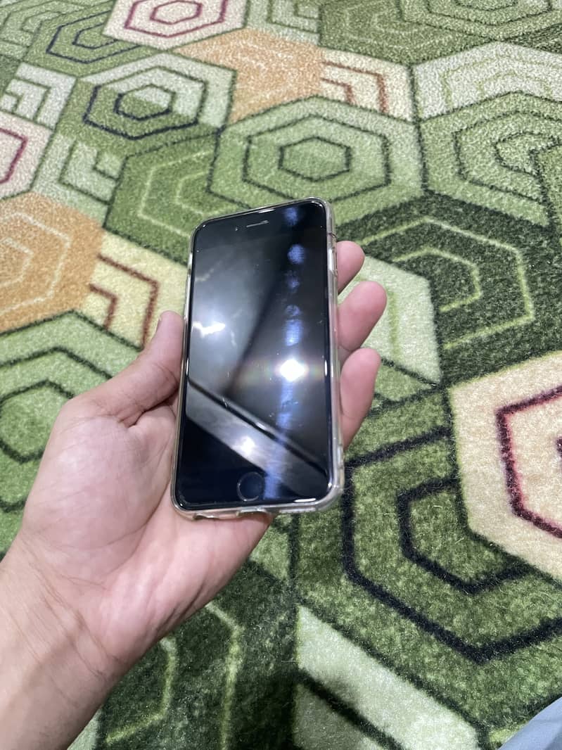Apple iPhone 6 6