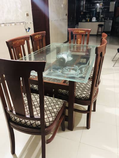 6 seater dining table