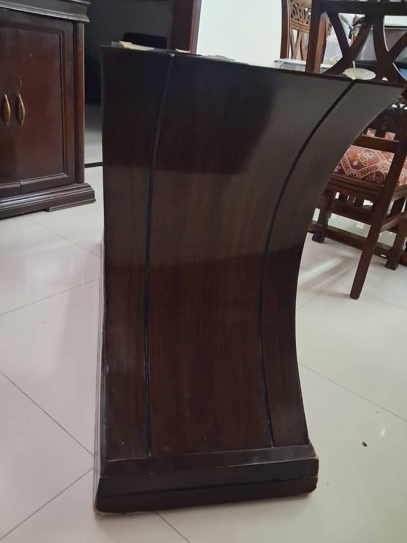 Dinning table base only 1