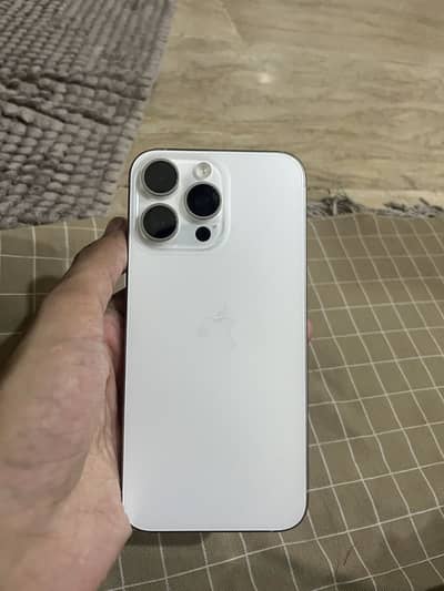 Apple iPhone 15 Pro Max jv white