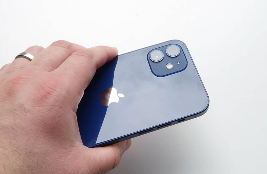 Apple iPhone 12 Factory Unlock 10/10 1