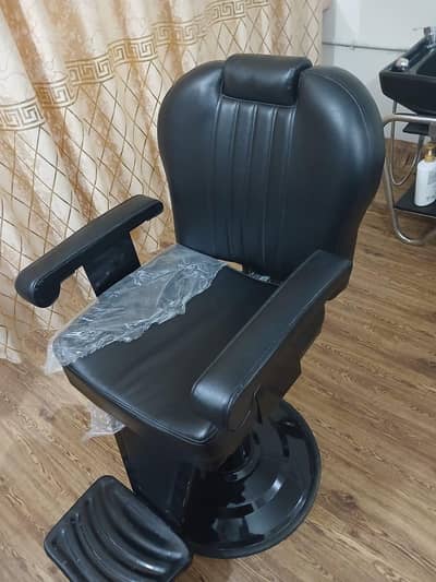 saloon/barber chair and saloon head wash unit