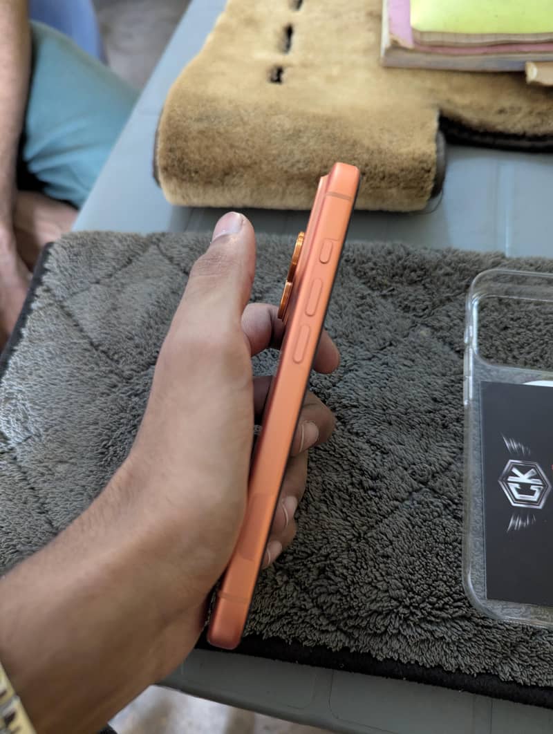Apple iPhone 17 Pro 2