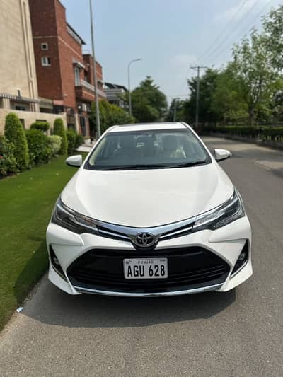 Toyota Corolla Altis Grande X CVT-i 1.8 Beige Interior 2021