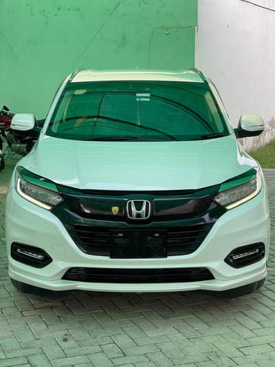Honda Vezel Z Senses full option