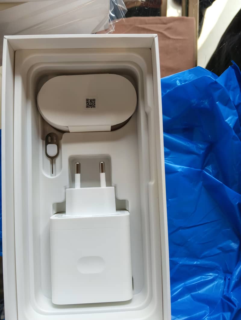 OPPO A6s 1