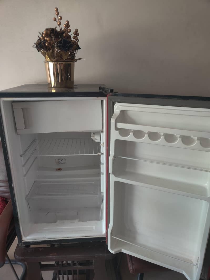 Dawlance fridge 3