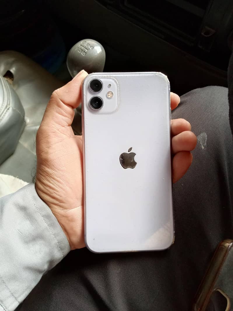 Apple iPhone 11 3