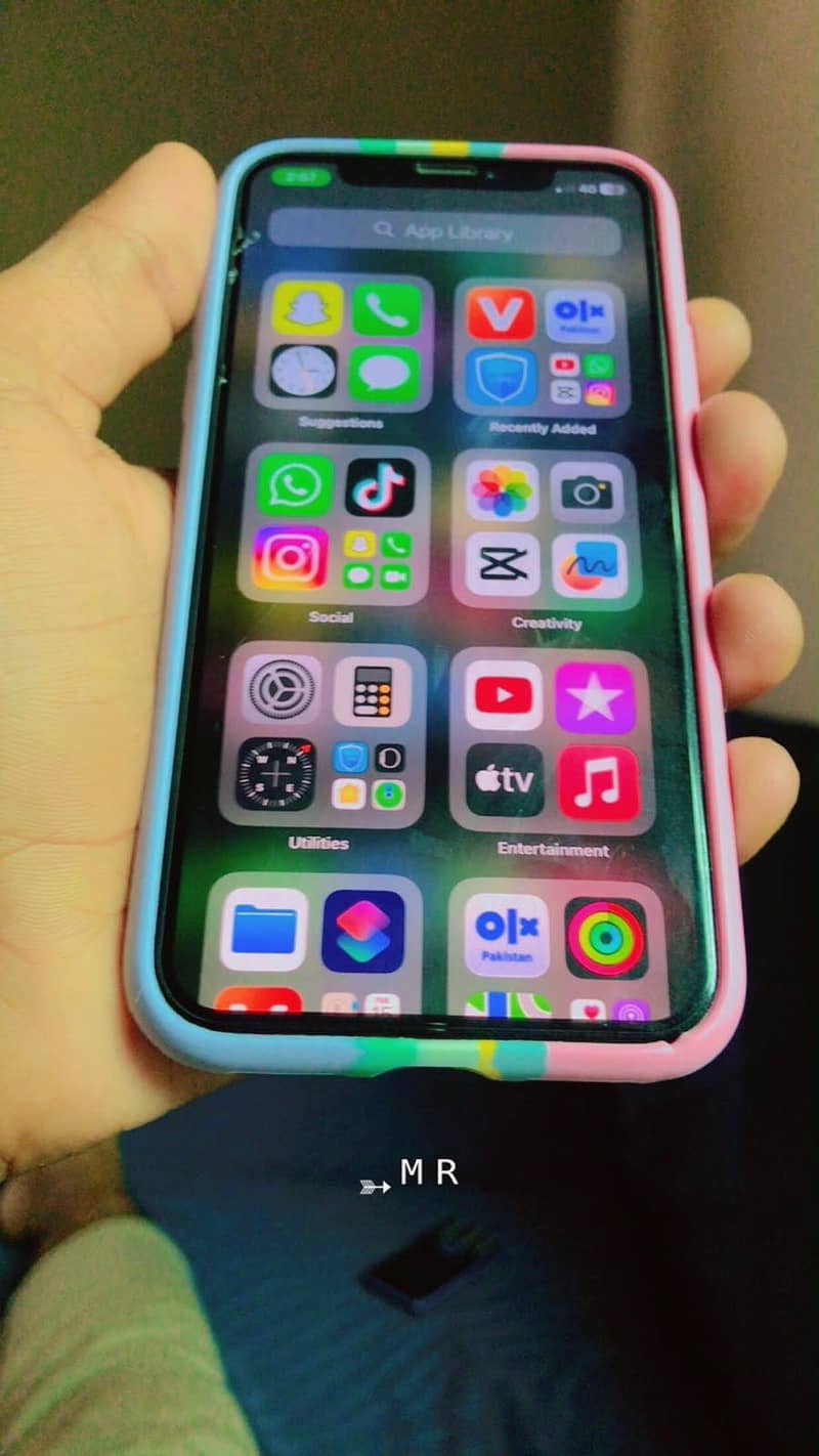 Apple iPhone X 3