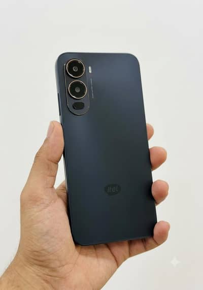 Itel City 200