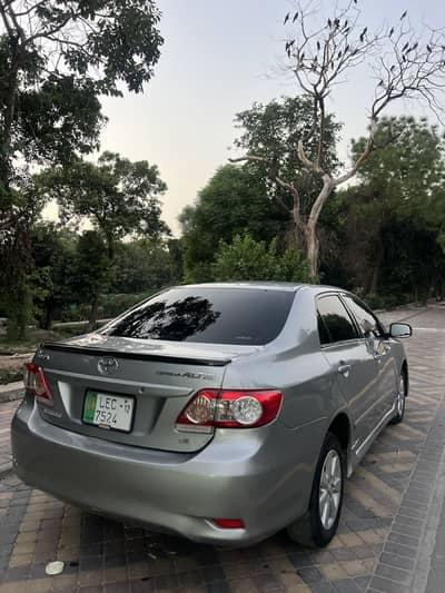 Toyota Corolla Altis 2012