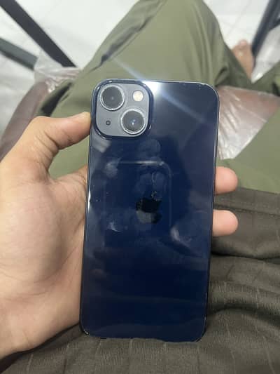 Apple iPhone 13