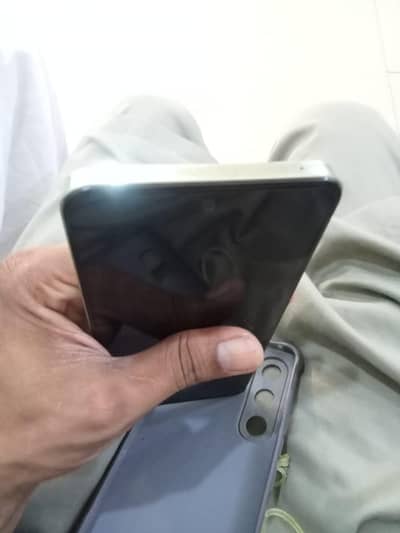 Vivo Y100