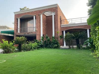 42 Marla Well Maintain House Available For Rent Near Qarshi Park Gulberg Lahore