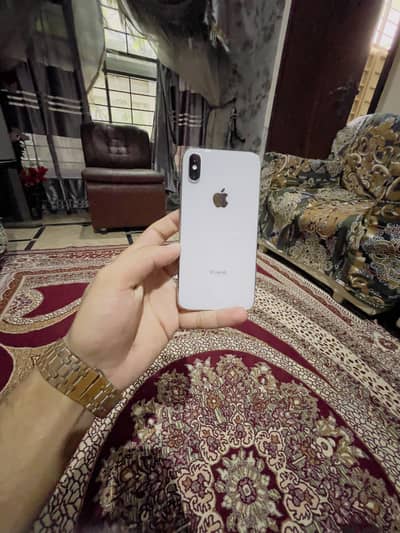 iPhone X