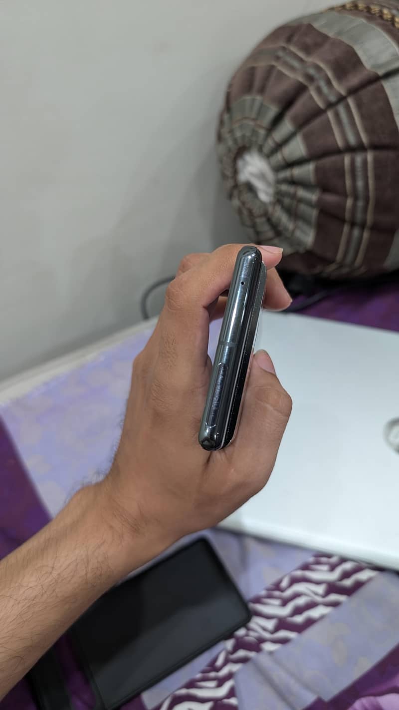 Google Pixel 7 Pro 9
