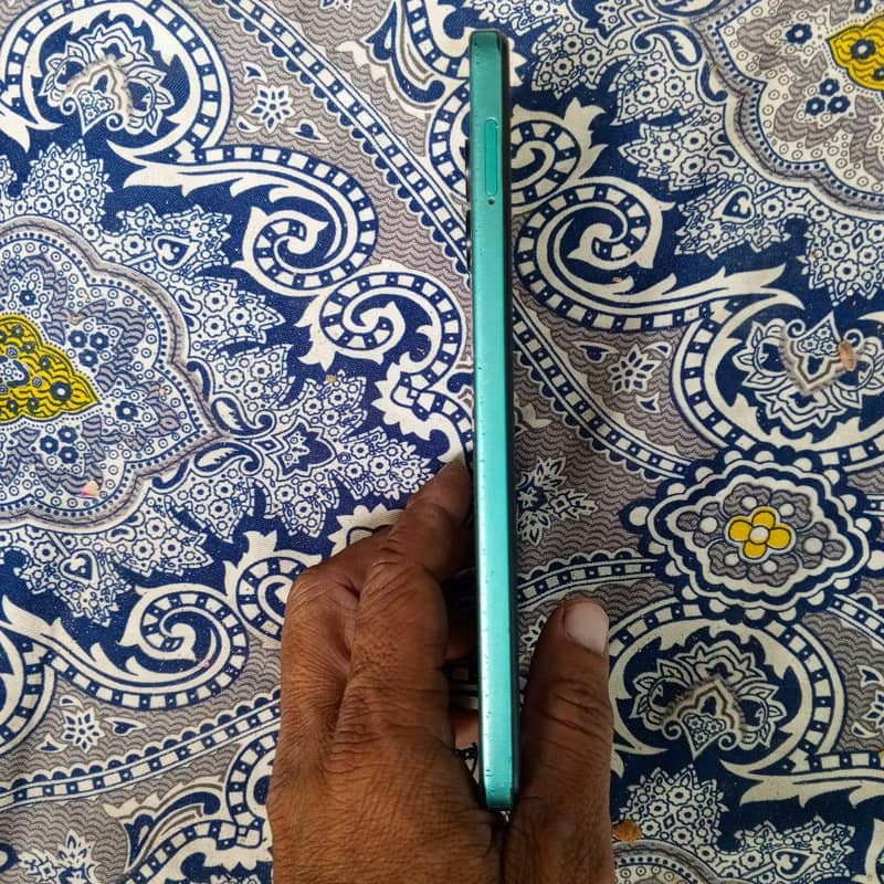 Tecno Camon 19 4