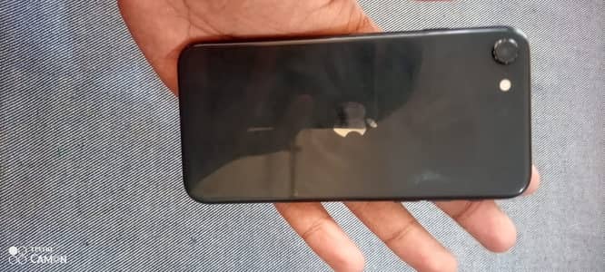 Apple iPhone SE 2020