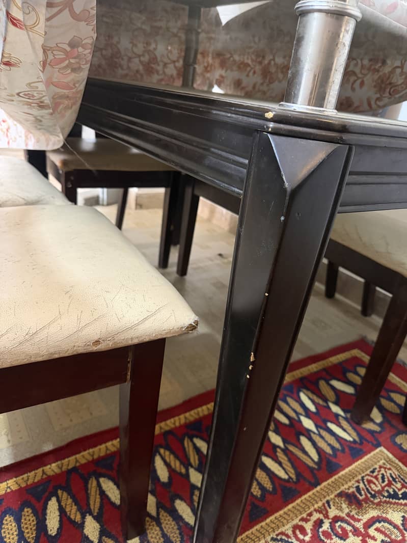 Dining table 5seater 7