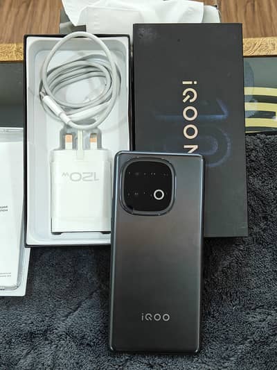 Vivo iQOO Neo10