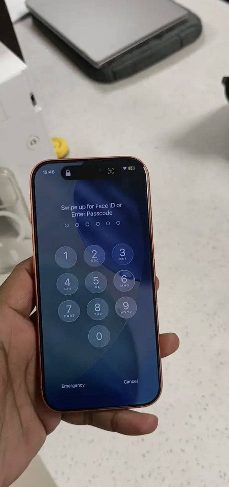 Apple iPhone 17 Pro 3