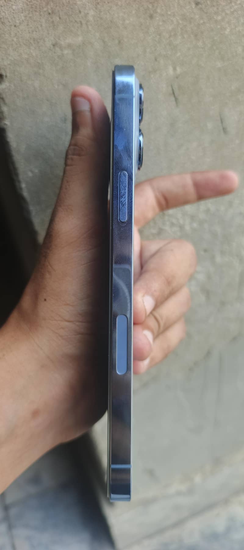 Apple iPhone 13 Pro 3