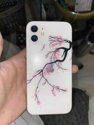 Apple iPhone 12