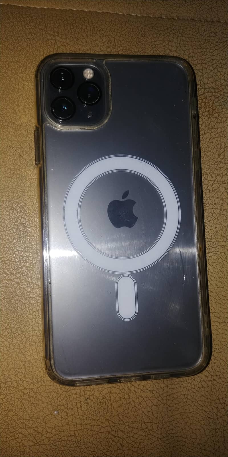 iPhone 11 pro max 6