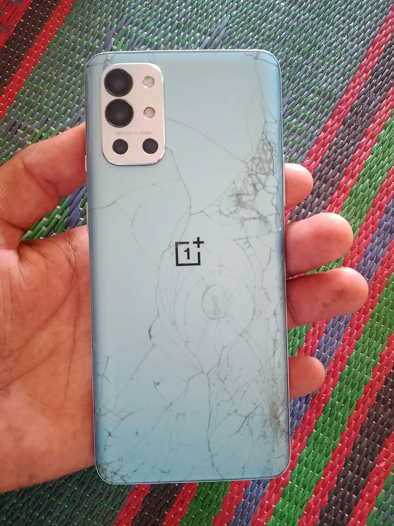 One Plus 9R 0