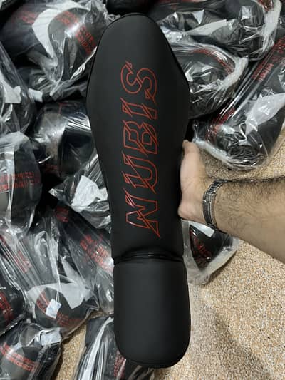 High Quality Shin Guard with Gloss Printing
