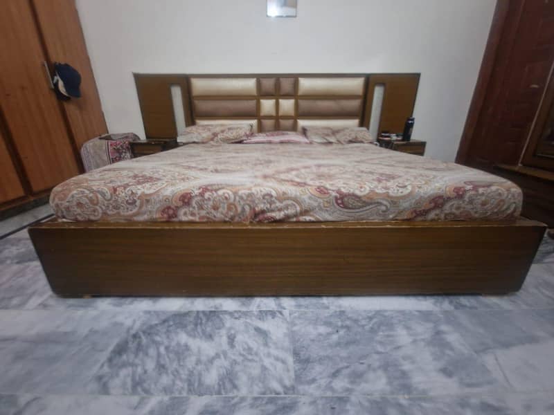 bedroom set 0