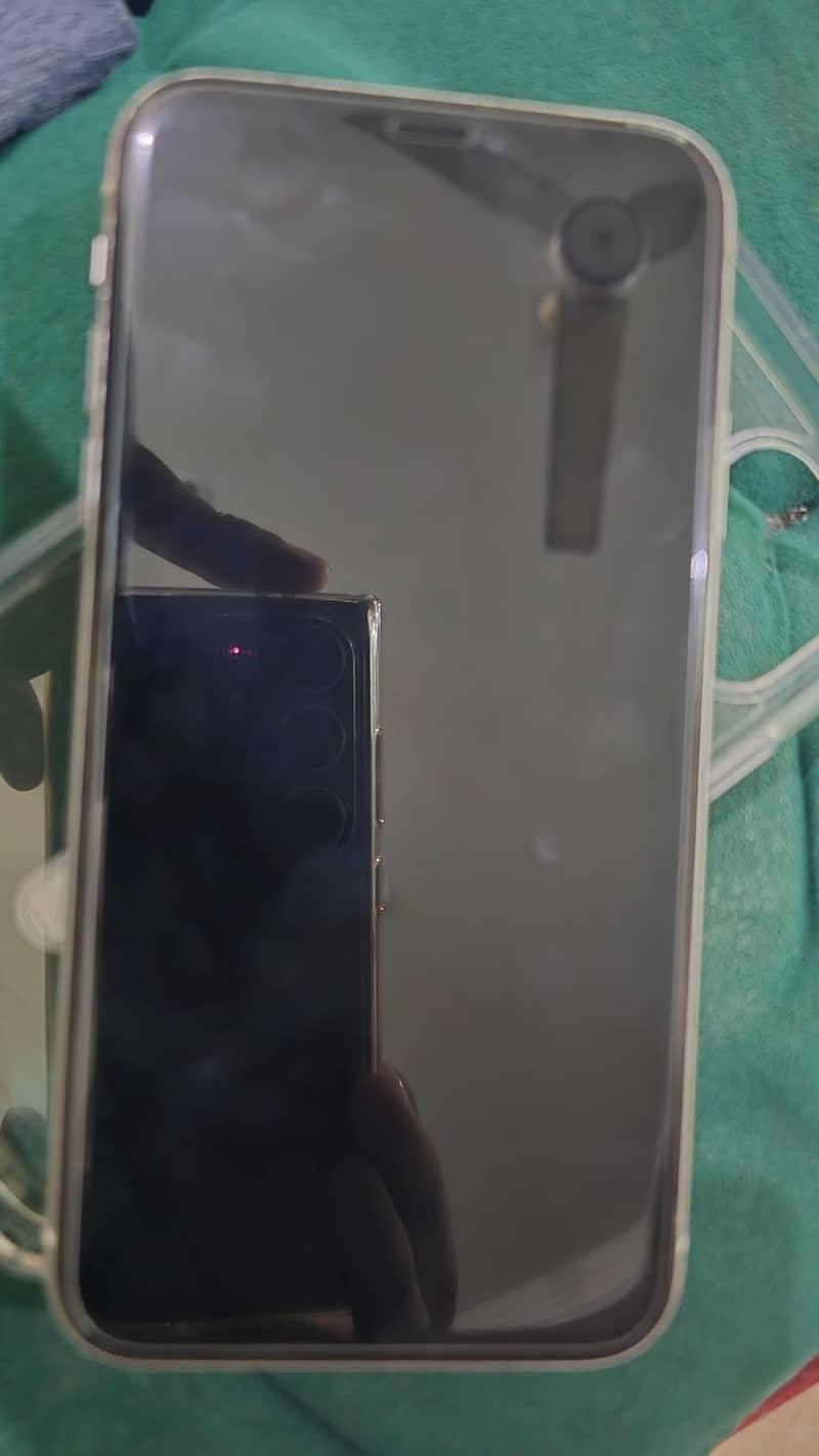 Apple iPhone 11 6